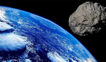 Dev asteroit Dünya’yı teğet geçti