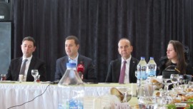 Ahmet Akın: AKP söylemleri Türkiye gerçeklerini yansıtmıyor