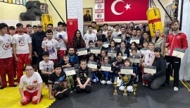 Alpagut Turan Savaş Sanatında Altın Yumruk Gururumuz Oldu