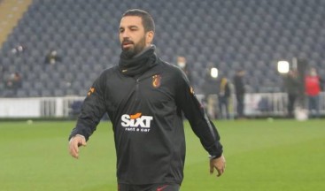 SON DAKİKA: Arda Turan futbolu bıraktı