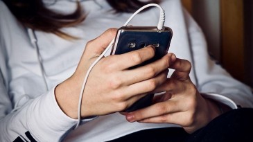 Öğrencilere vergisiz telefon çalışmasında son durum