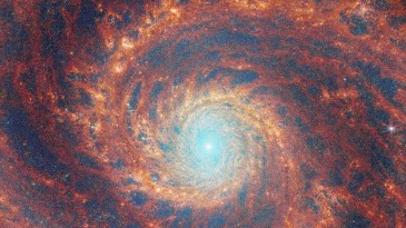 James Webb Teleskobu, Messier 51’in görüntülerini paylaştı