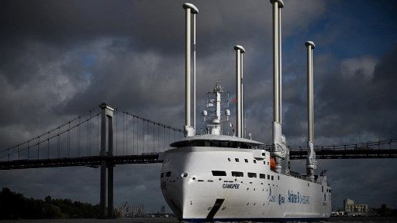 Rüzgar gücüyle çalışan kargo gemisi Canopée: Avrupa’nın en büyük roketini taşıyor