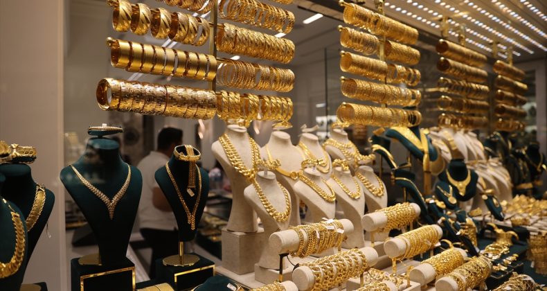 Gram altın rekor kırmaya devam ediyor