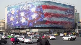 İran’dan Trump’a açık tehdit! Krizi tırmandıran billboard: “Rüzgâr eken, fırtına biçer”